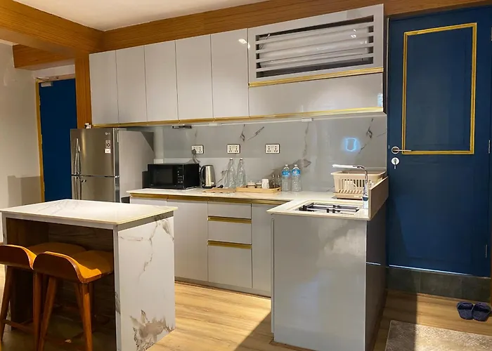 Modern Luxury *